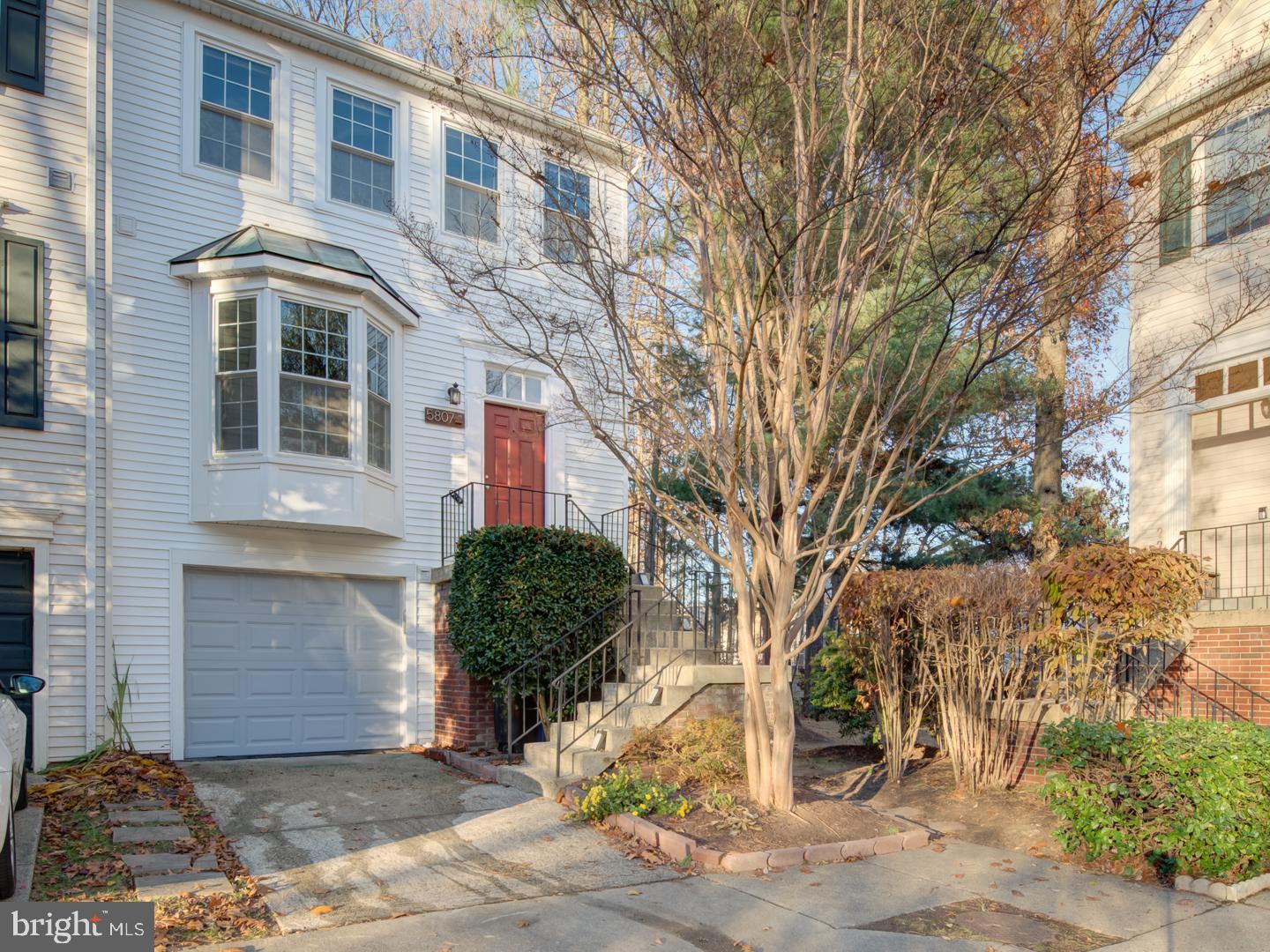 WALDEN AT BURKE CENTRE - Residential Lease