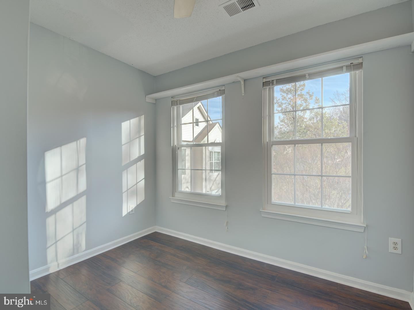 WALDEN AT BURKE CENTRE - Residential Lease