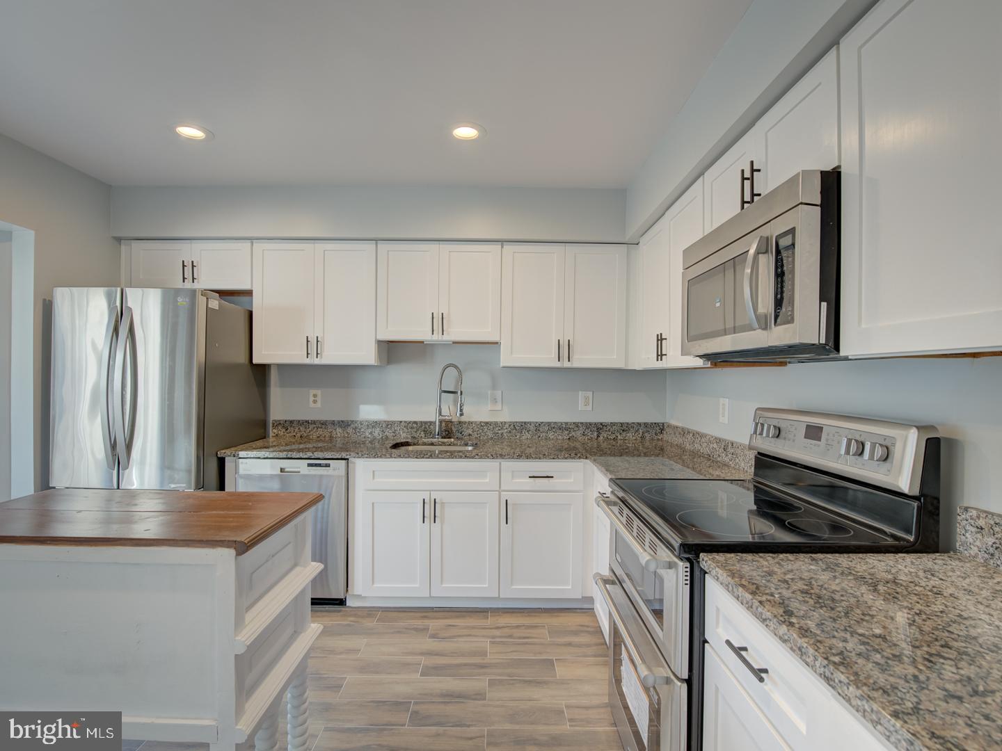 WALDEN AT BURKE CENTRE - Residential Lease