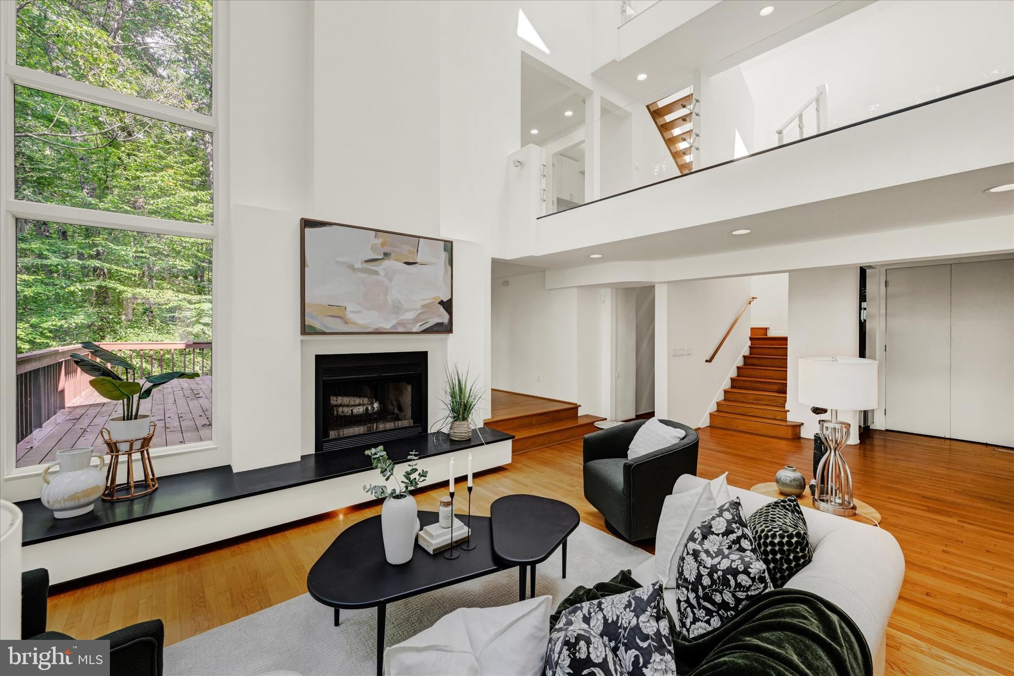 GARDEN VIEW - Residential