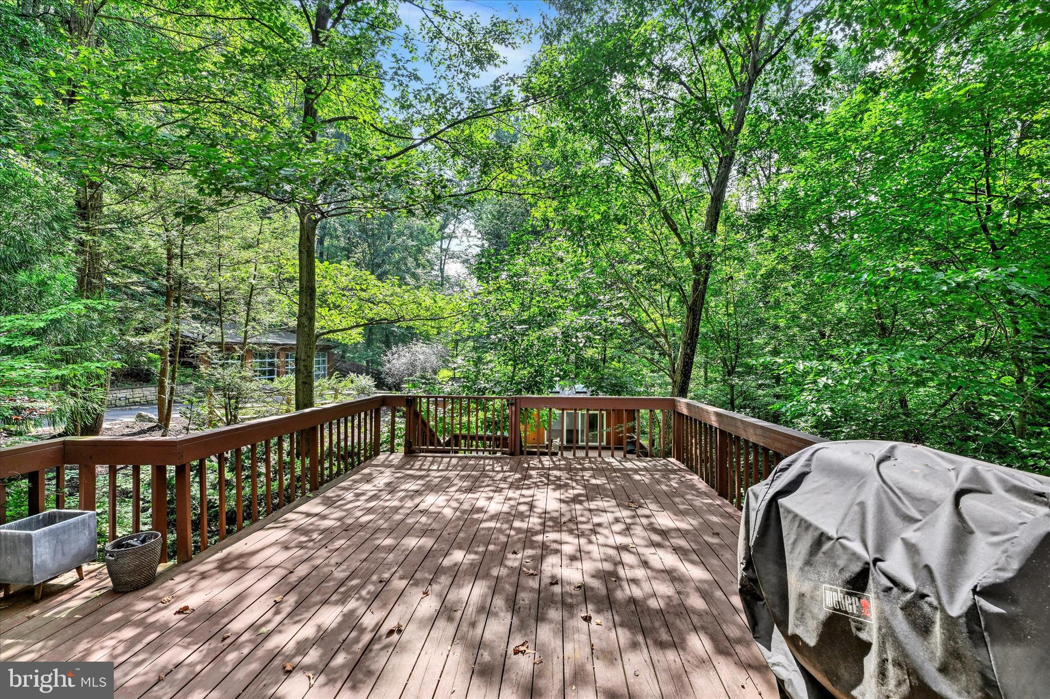 GARDEN VIEW - Residential