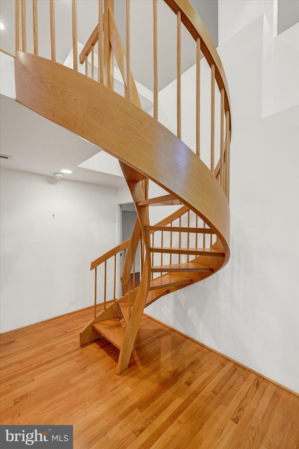 GARDEN VIEW - Residential