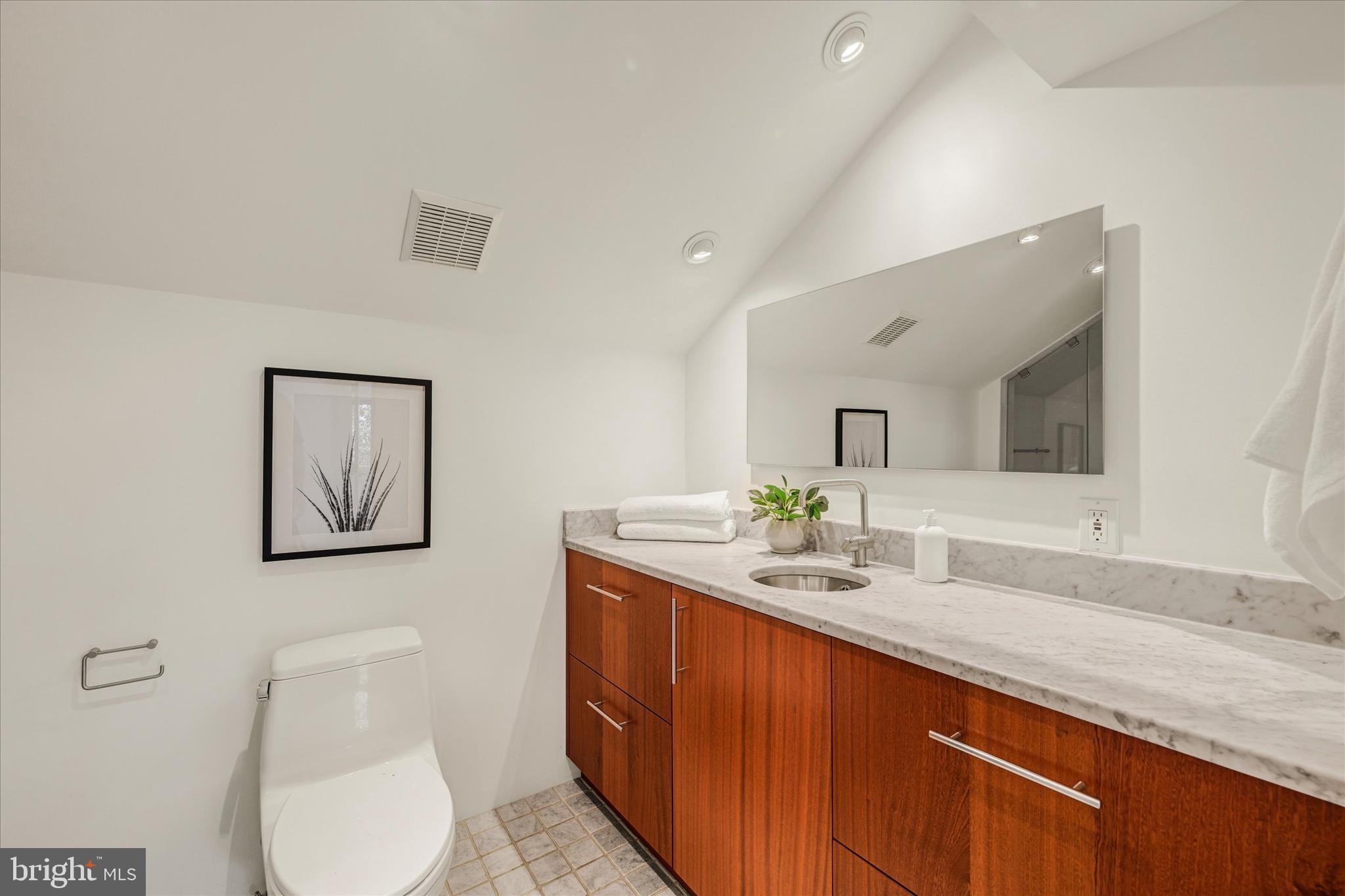 GARDEN VIEW - Residential