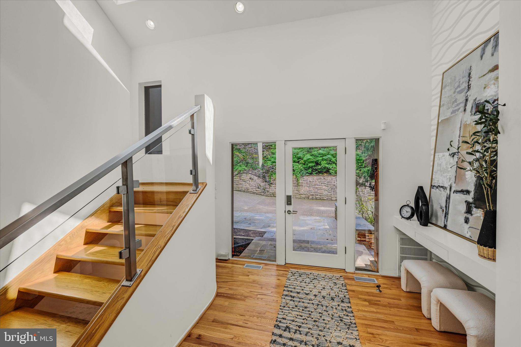 11 GREEN HEATHER COURT