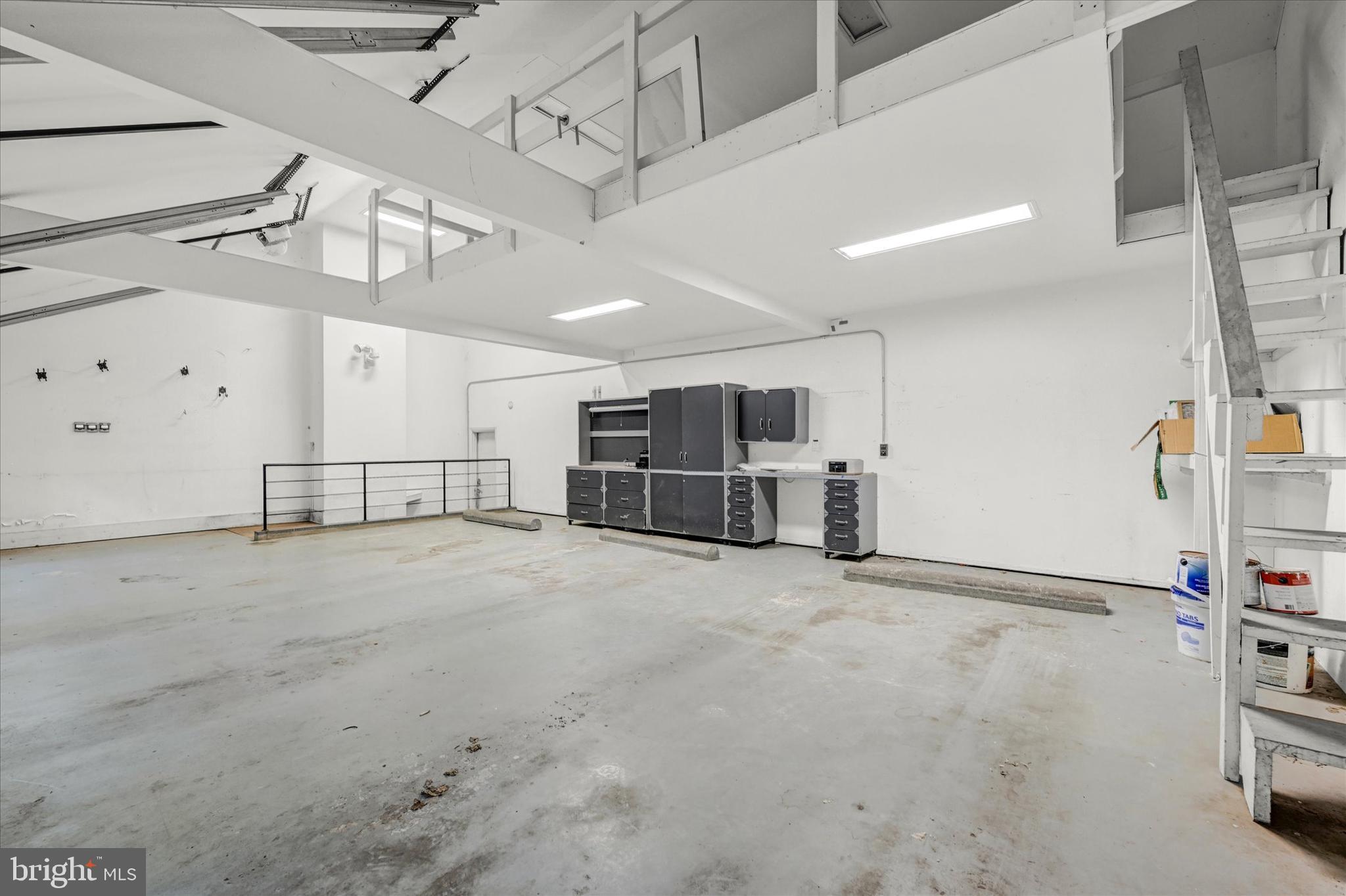 GARDEN VIEW - Residential