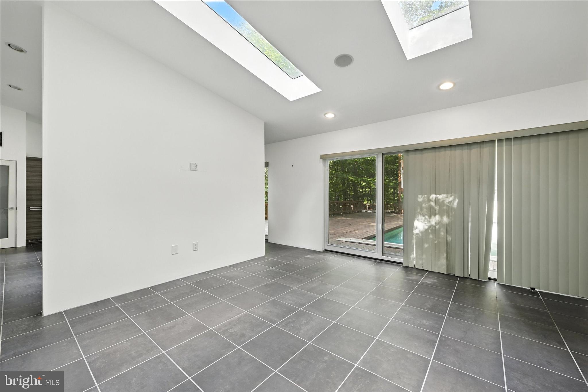 GARDEN VIEW - Residential