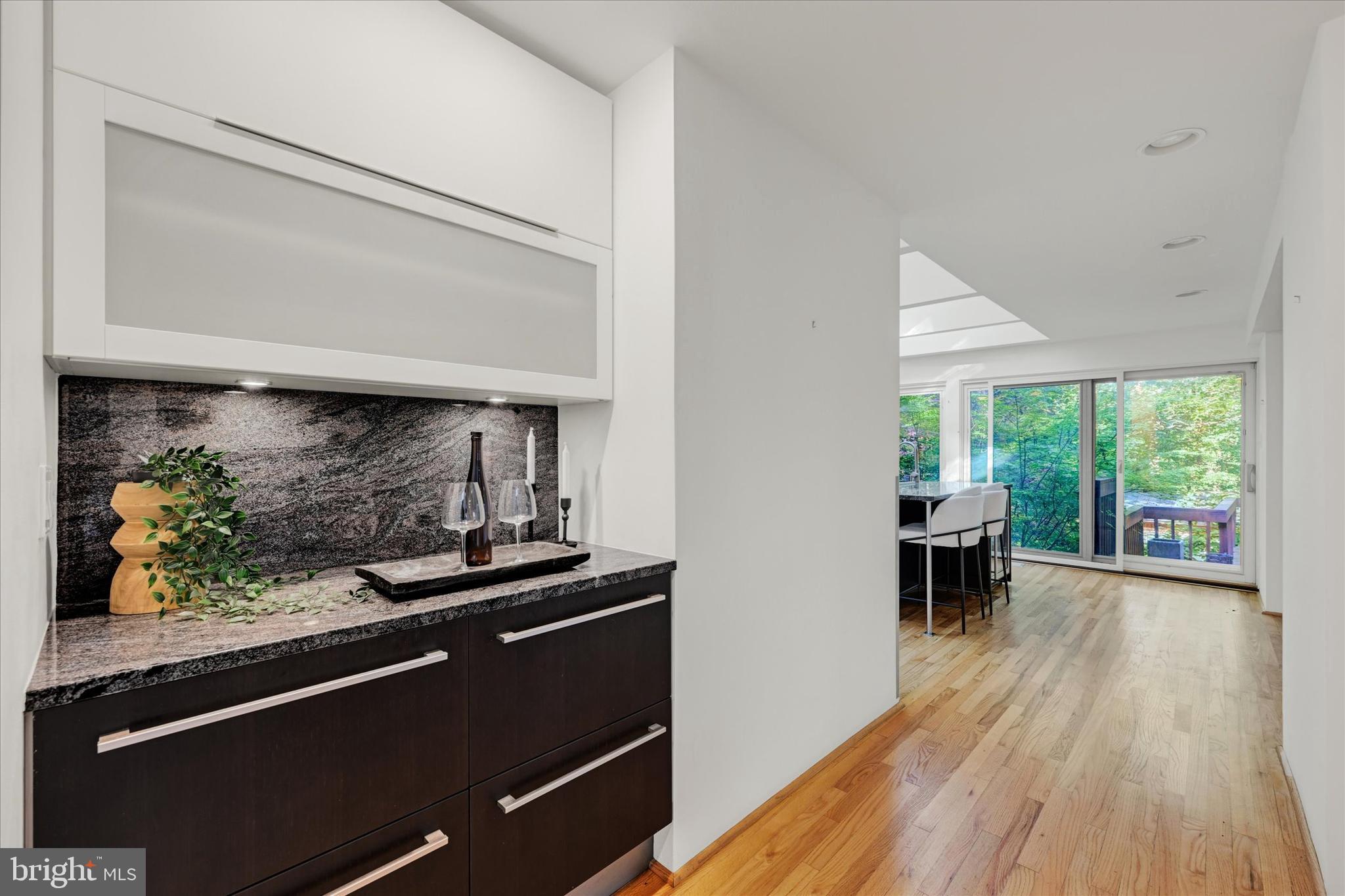 GARDEN VIEW - Residential