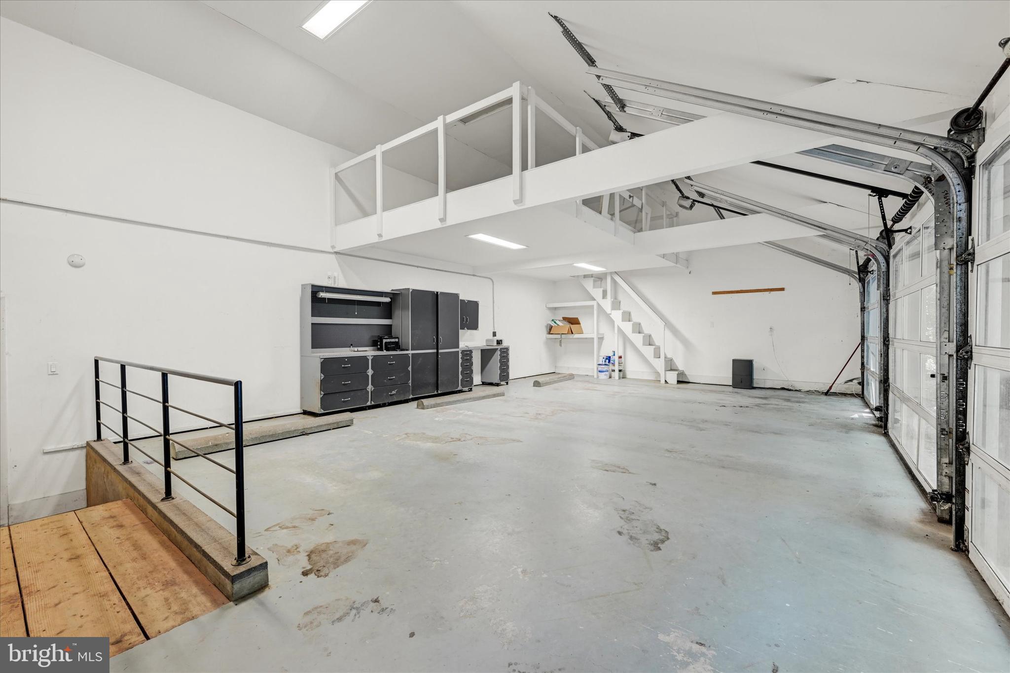 GARDEN VIEW - Residential