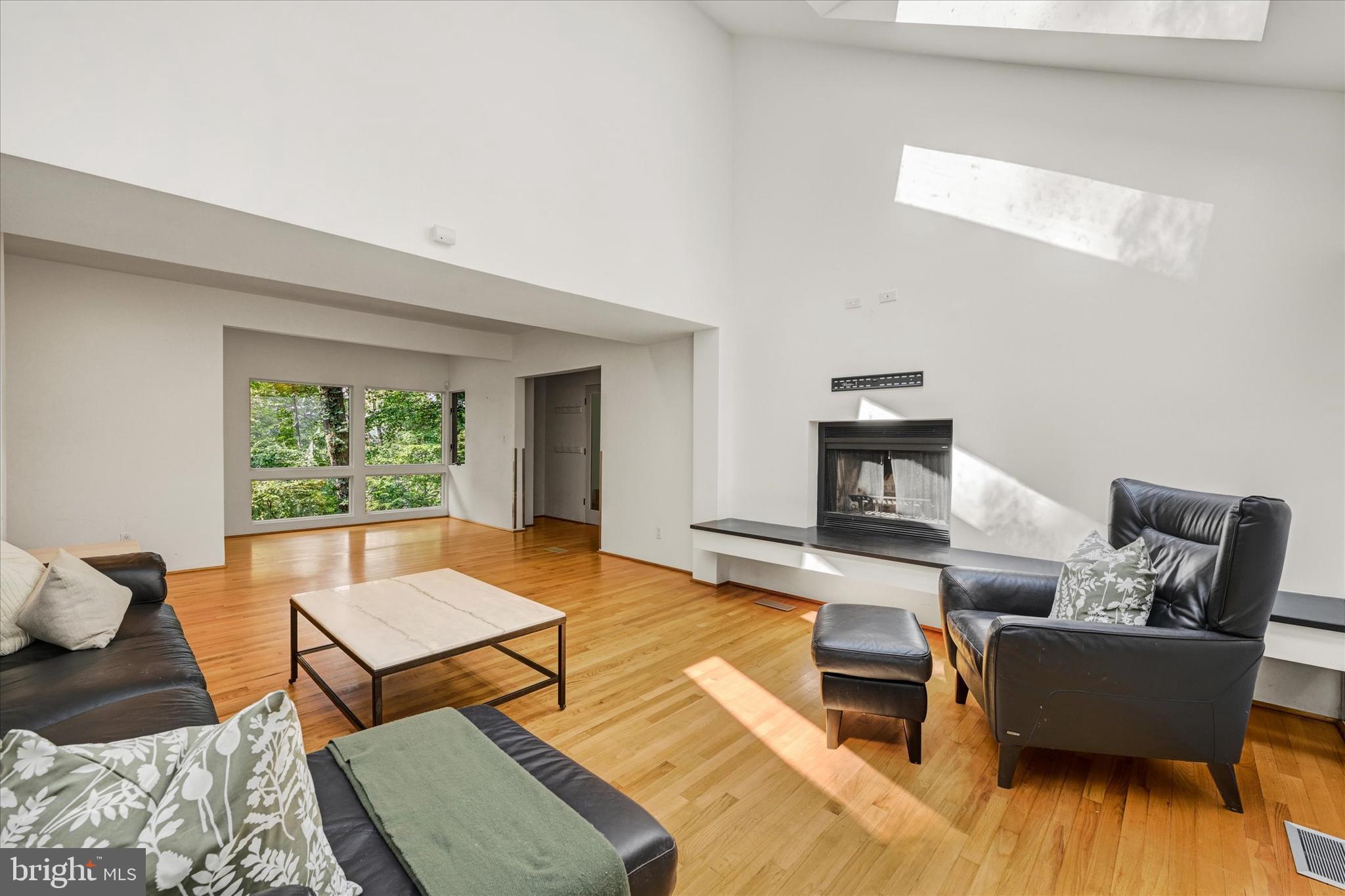 GARDEN VIEW - Residential