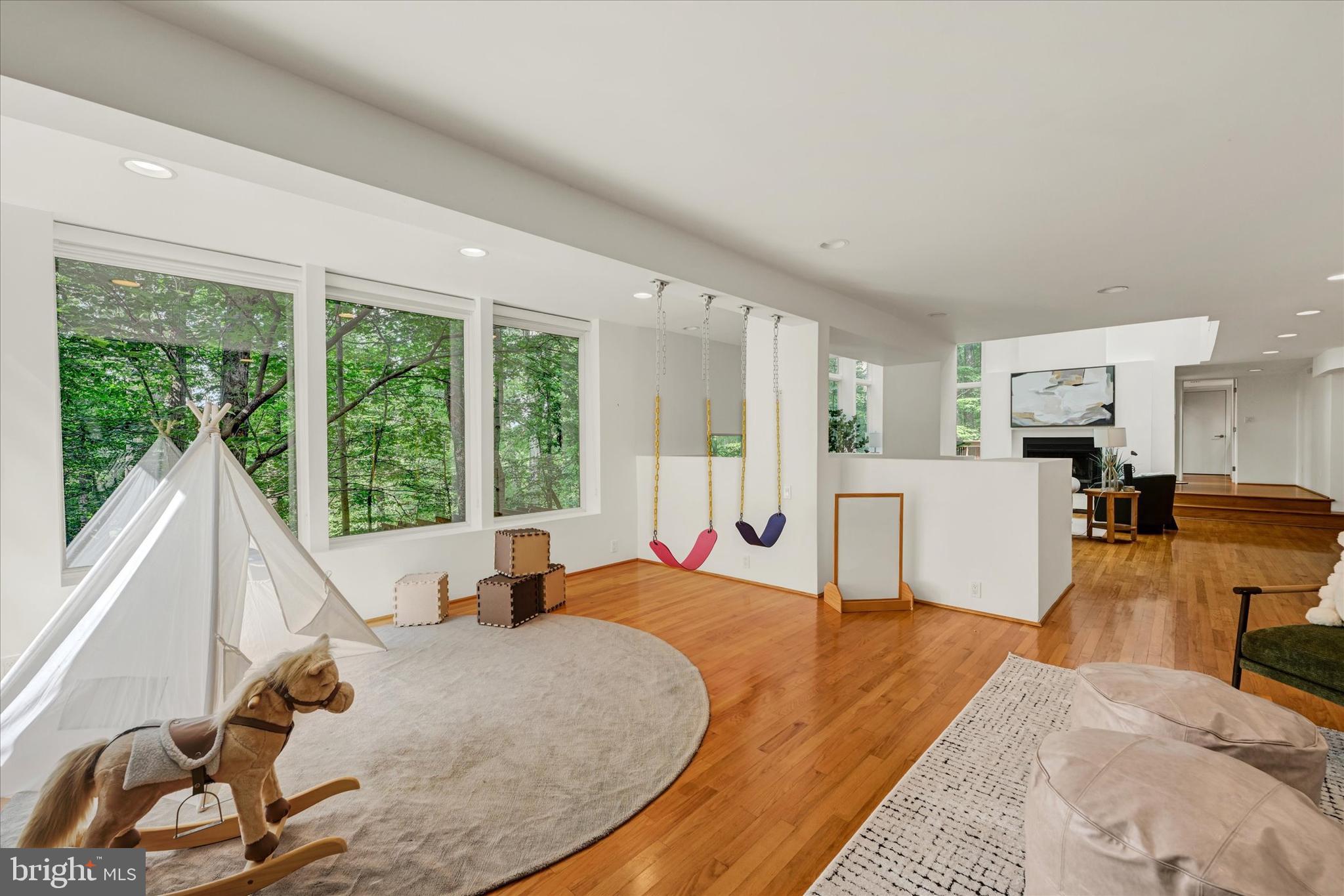 GARDEN VIEW - Residential