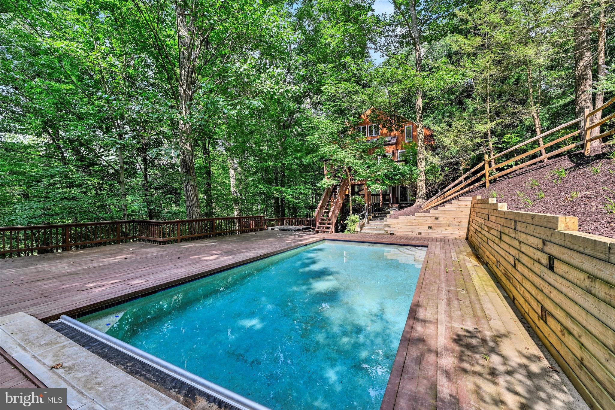 GARDEN VIEW - Residential