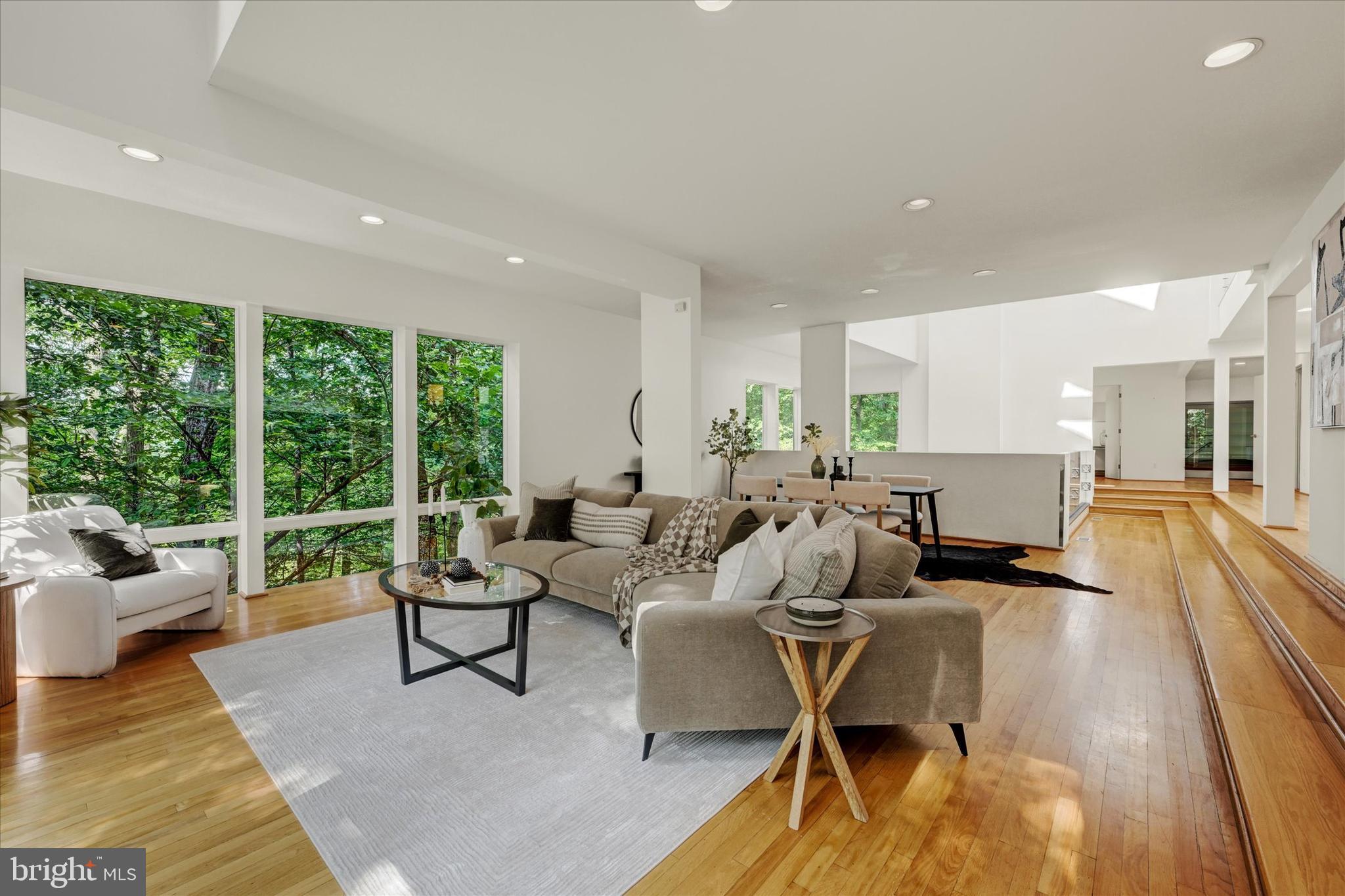 GARDEN VIEW - Residential