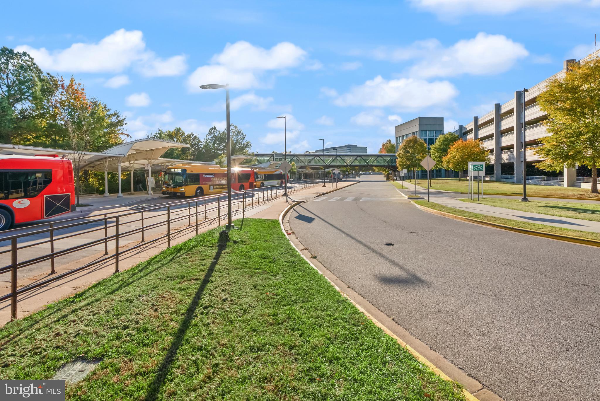 MANCHESTER LAKES - Residential