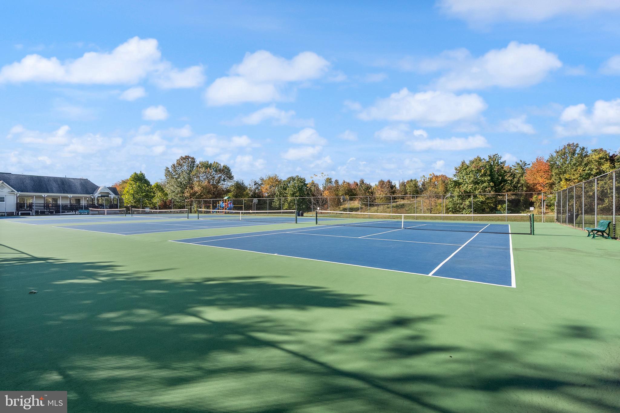 MANCHESTER LAKES - Residential