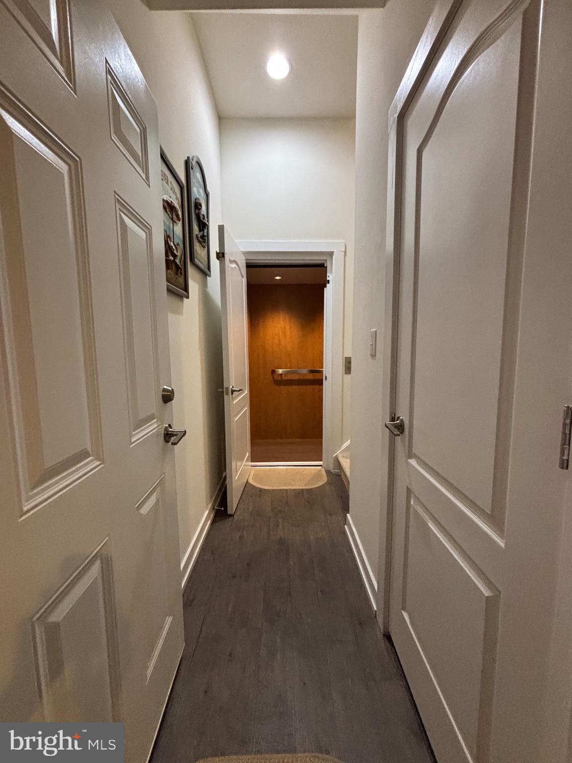 WATERSIDE - Residential