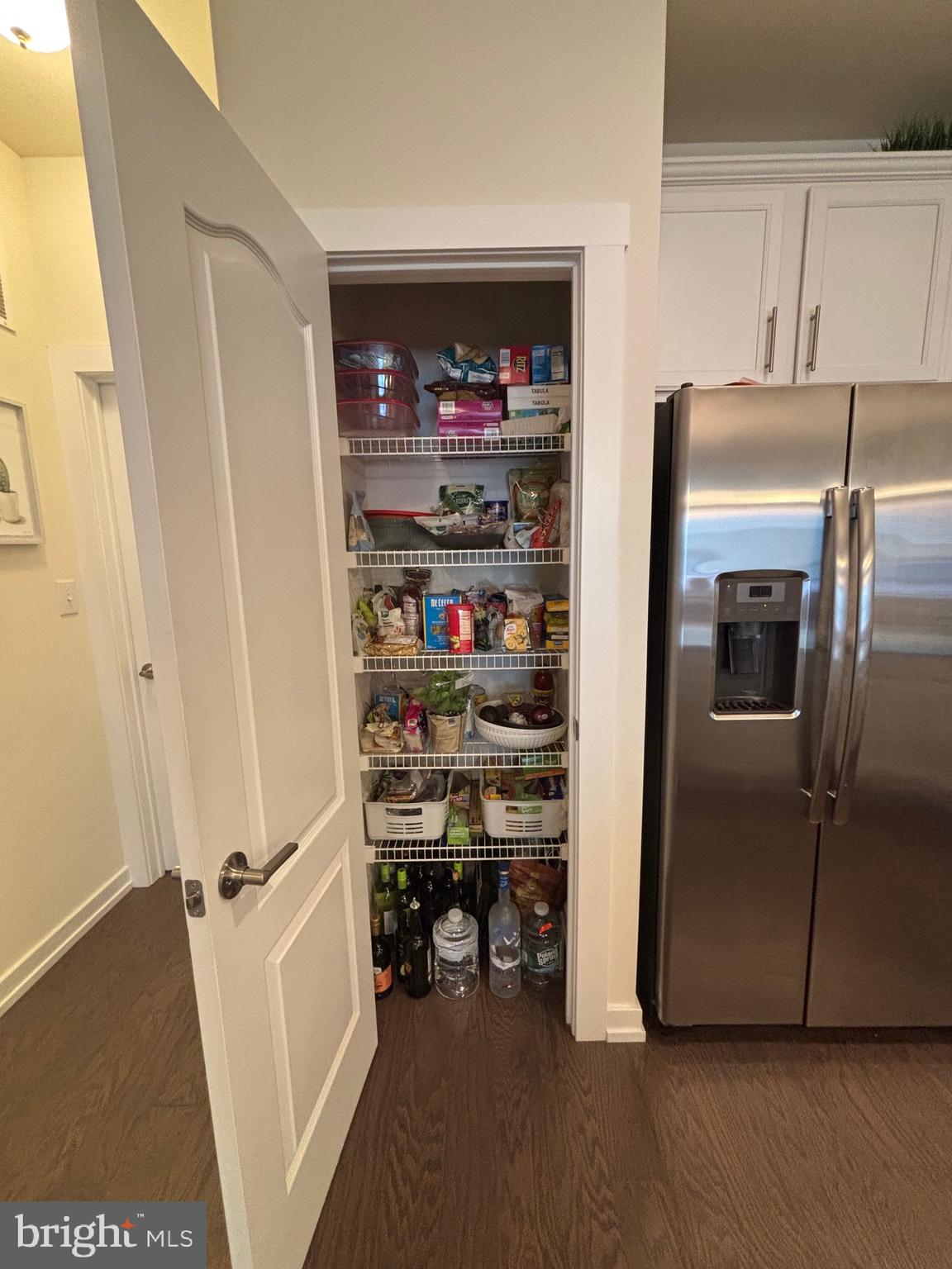 WATERSIDE - Residential