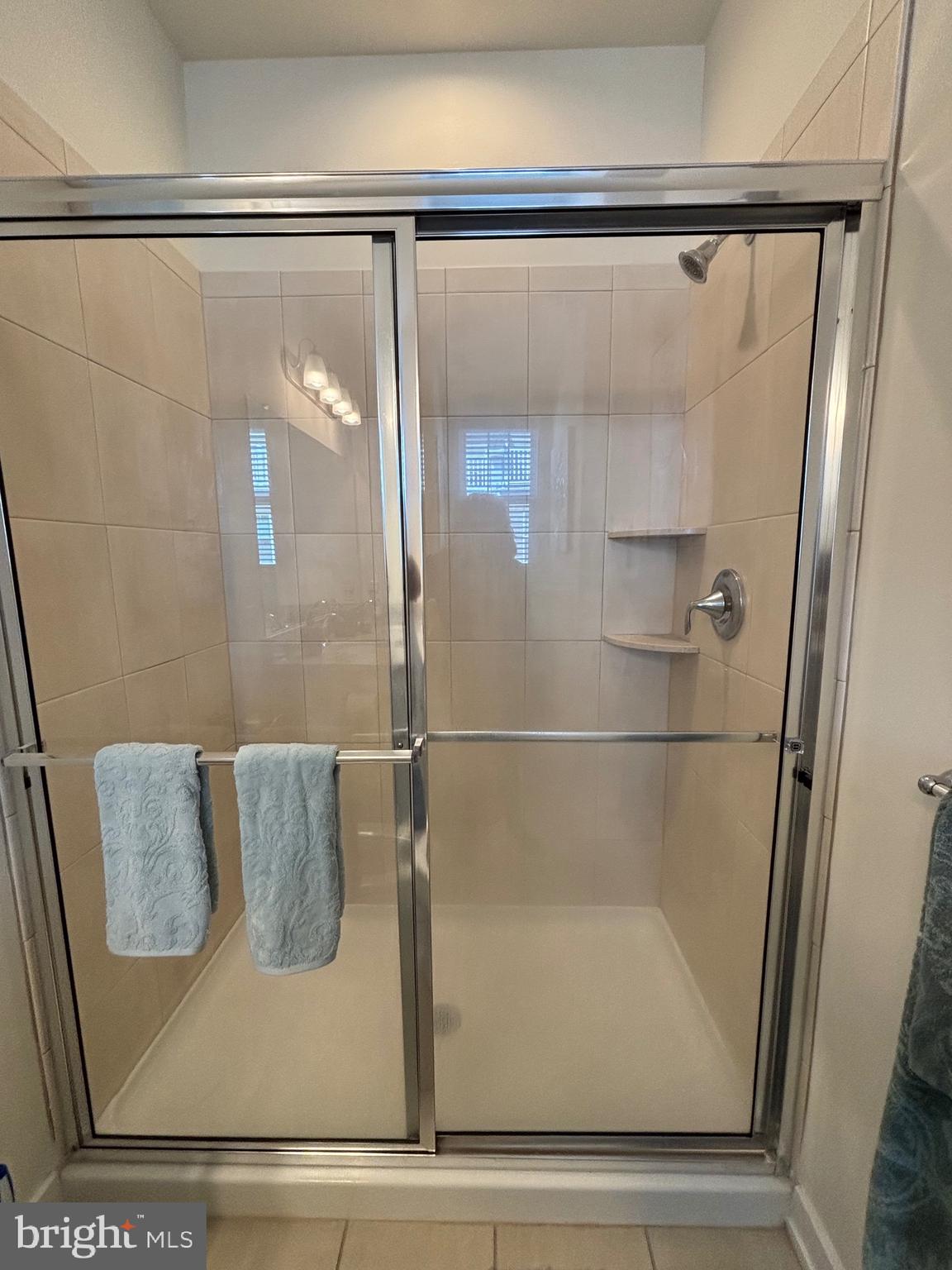 WATERSIDE - Residential