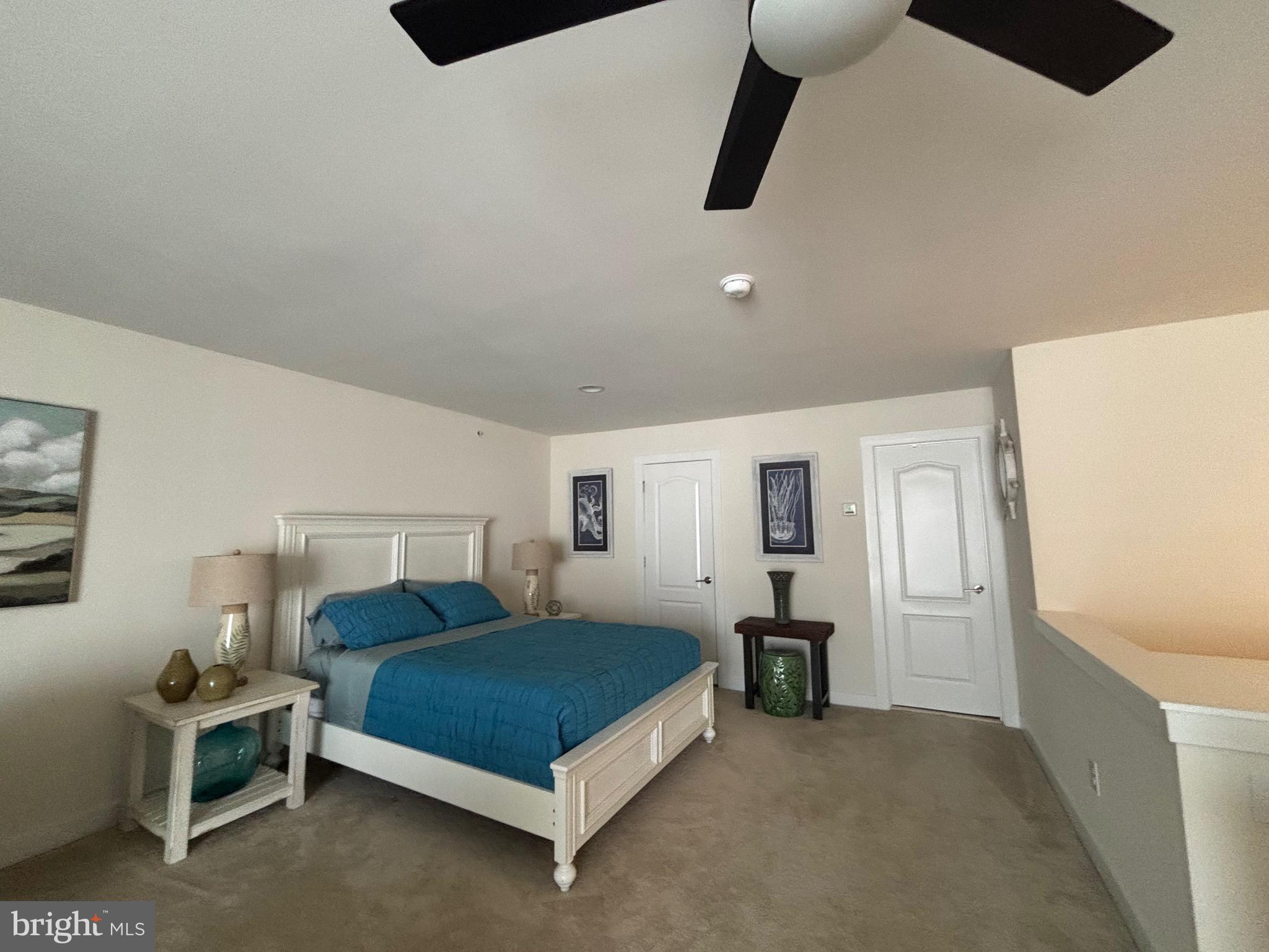 WATERSIDE - Residential