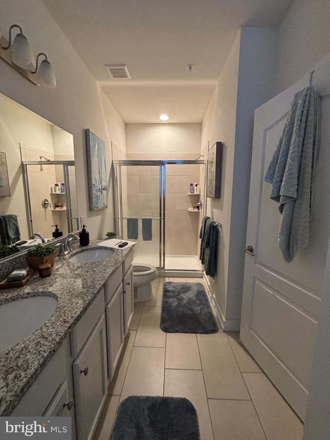 WATERSIDE - Residential