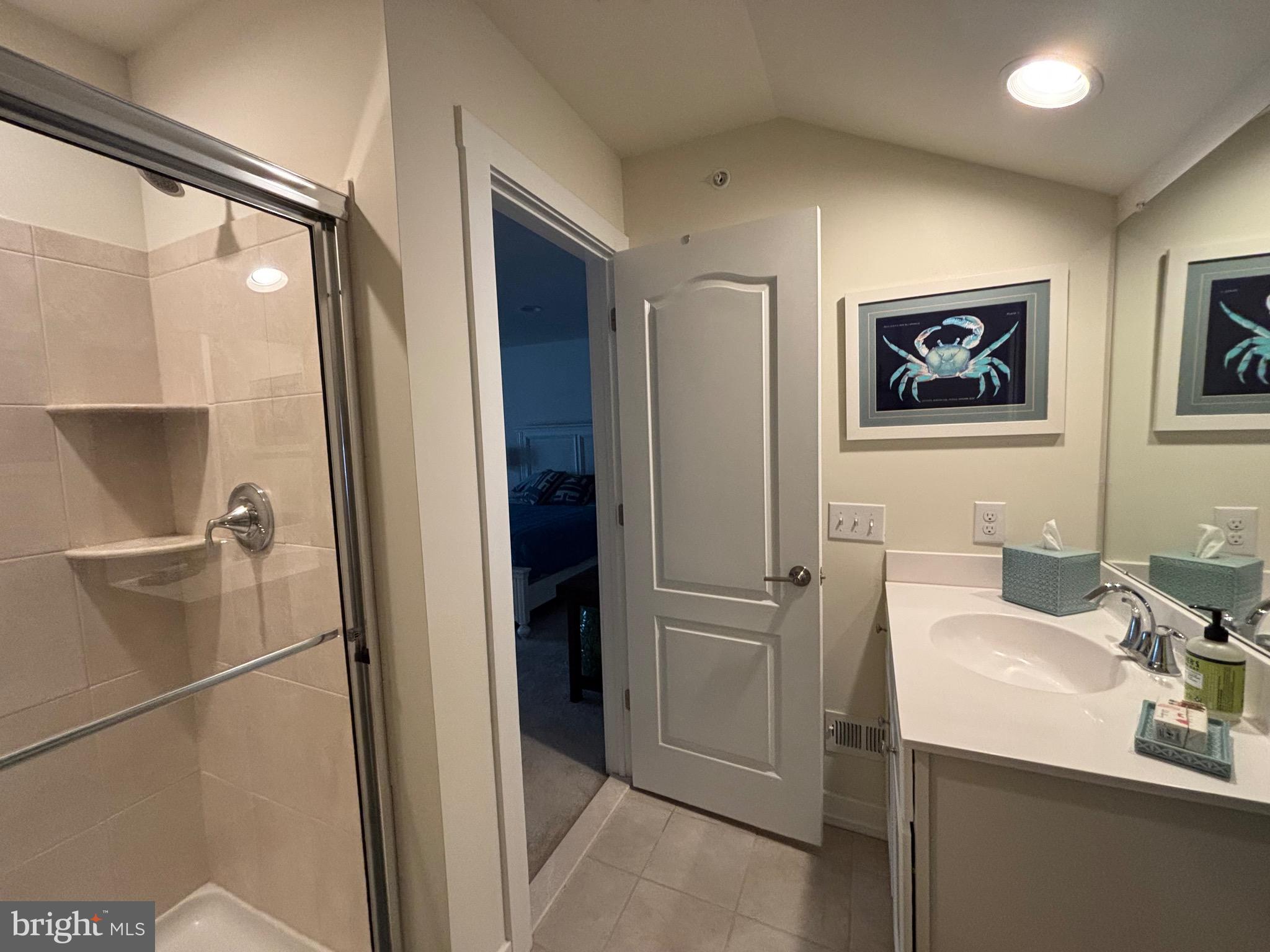 WATERSIDE - Residential