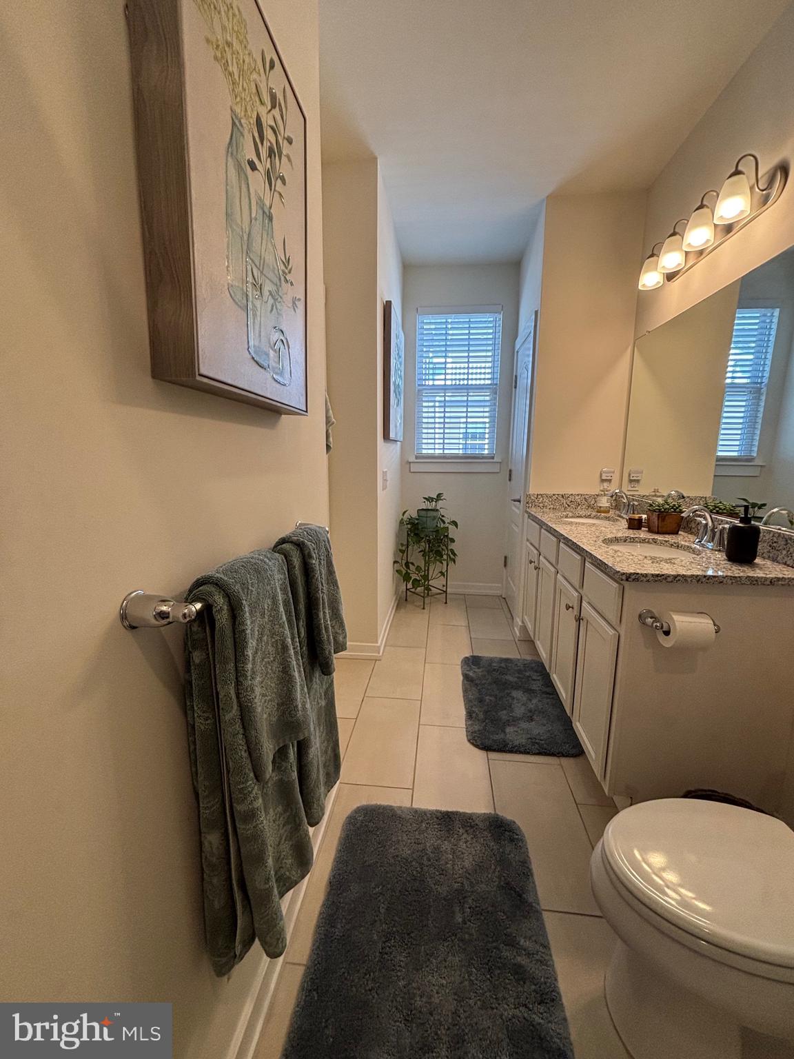 WATERSIDE - Residential