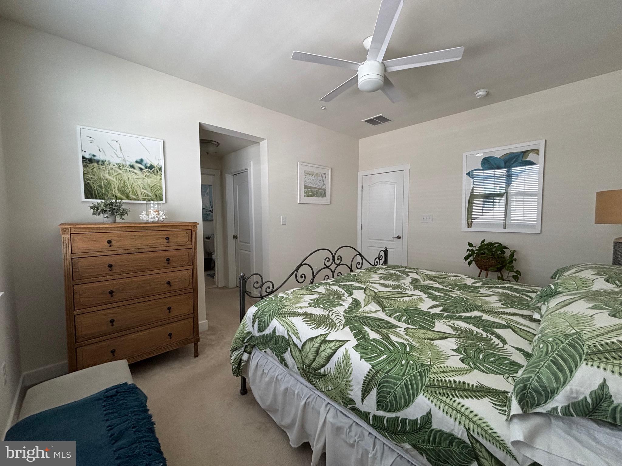 WATERSIDE - Residential