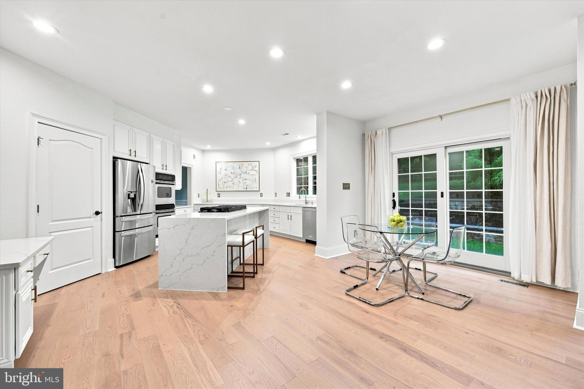 1659 LINDA DRIVE