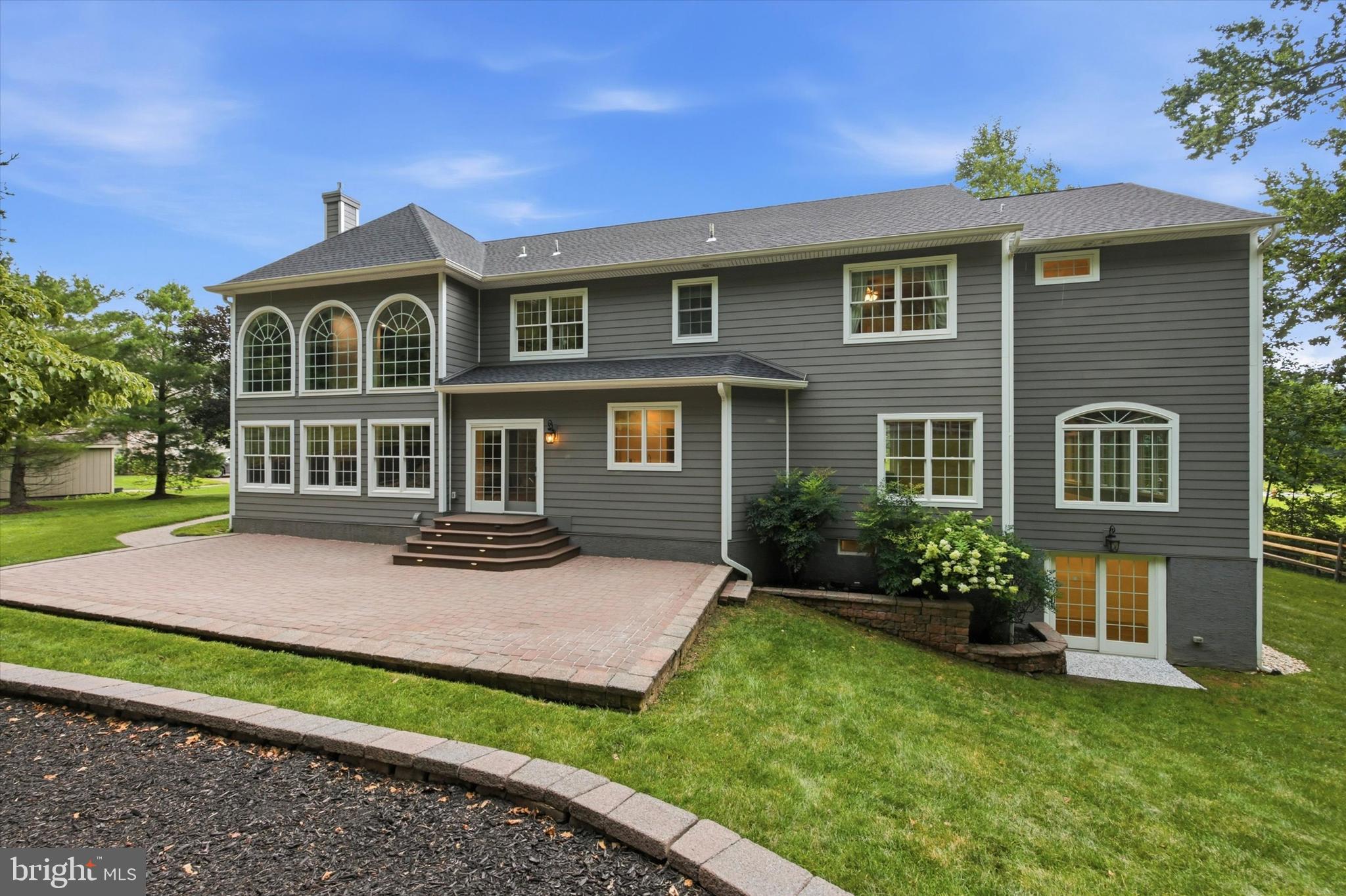1659 LINDA DRIVE