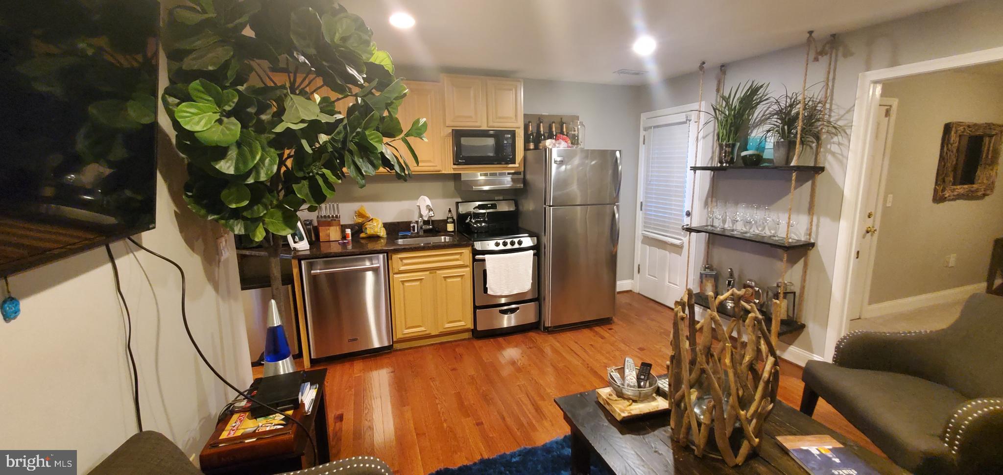 1153 NEAL STREET NE 2