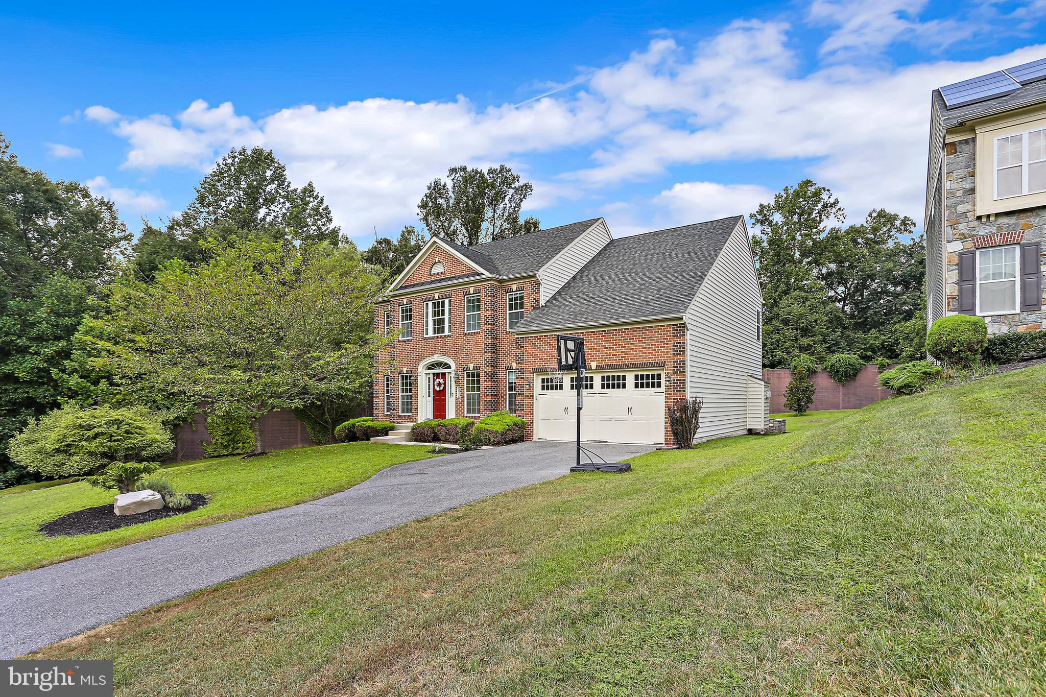 8552 SCHOLARS LANE