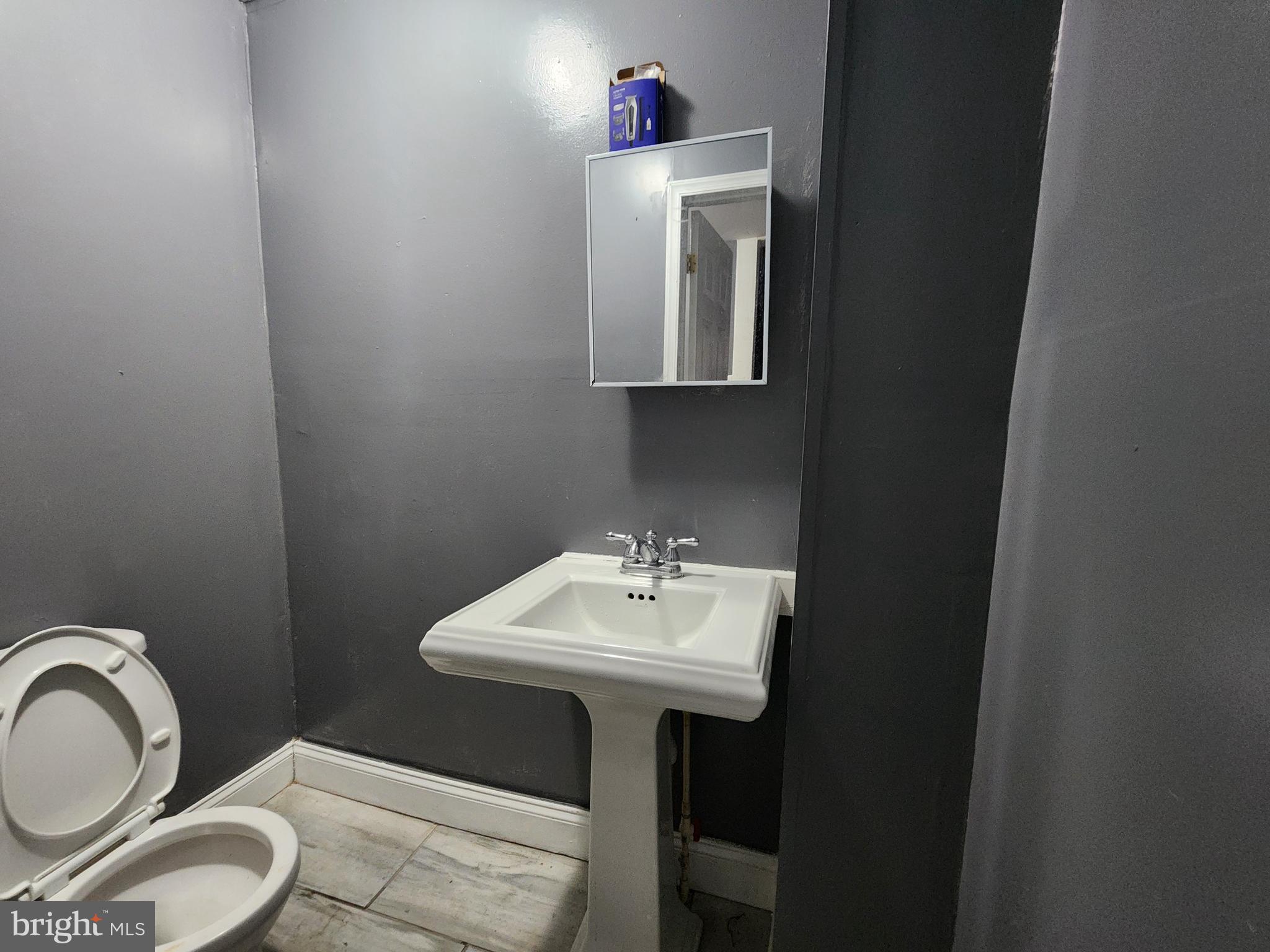 MIDTOWN EDMONDSON - Residential