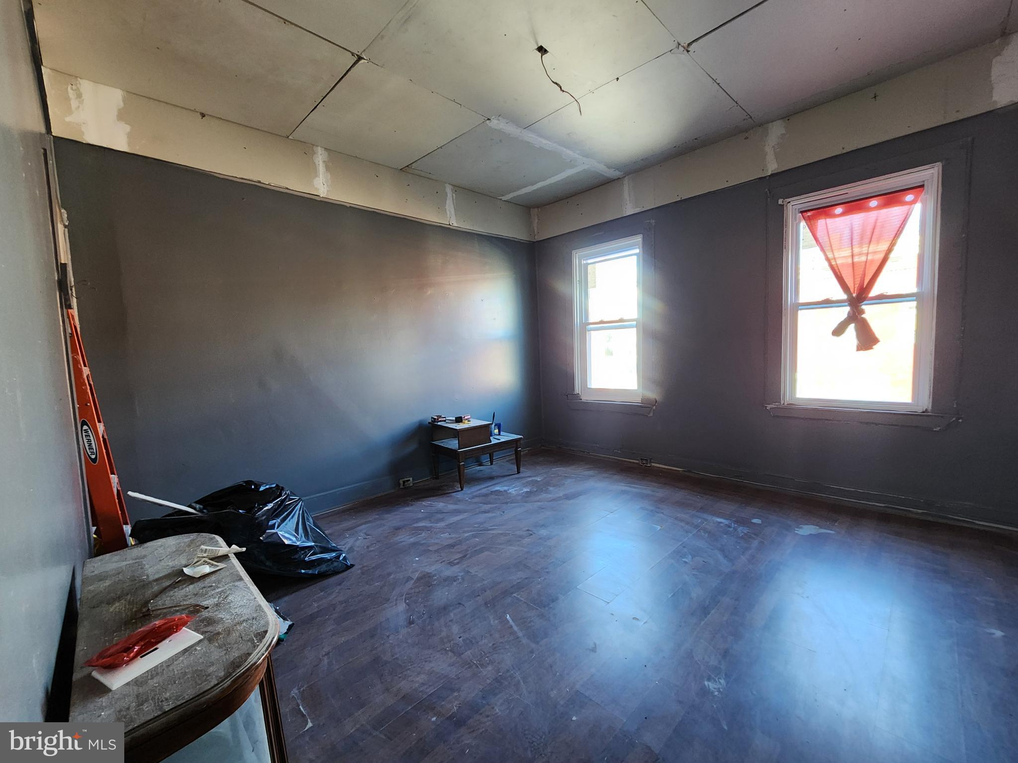 MIDTOWN EDMONDSON - Residential