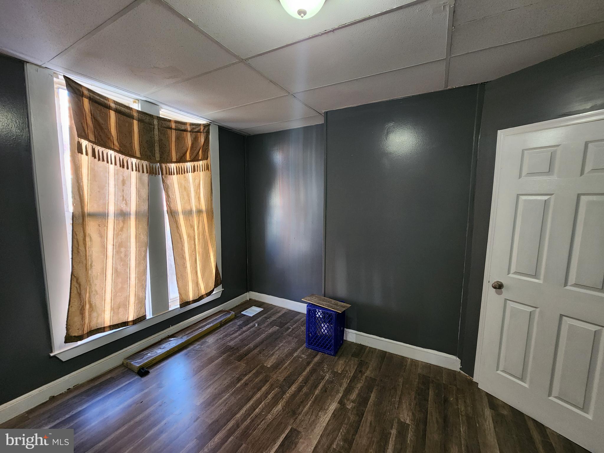 1925 LAURETTA AVENUE