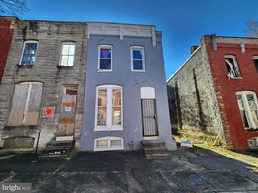 ONLINE AUCTION: Bidding begins 12/25/2025 @ 10:00 AM. Bidding ends 12/29/2025 @ 12:30 PM. List Price is Suggested Opening Bid. Deposit: $5,000. 2 Story End Unit Townhouse located in the Midtown-Edmondson area. MINUTES to West Baltimore MARC Station, Grace Medical Center,- Westside Shopping Center, & Harlem Square Park. Easy Access to Major Traffic Artery Edmondson Ave.