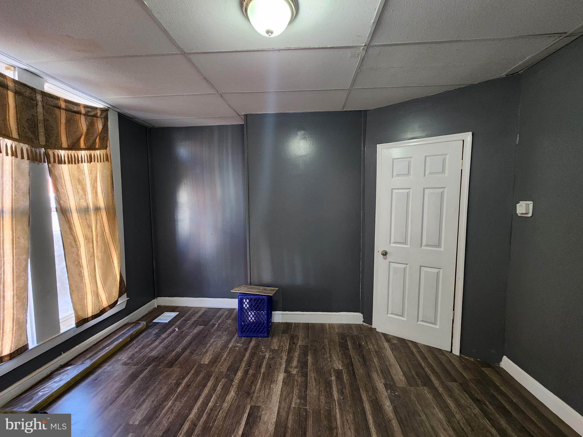 1925 LAURETTA AVENUE