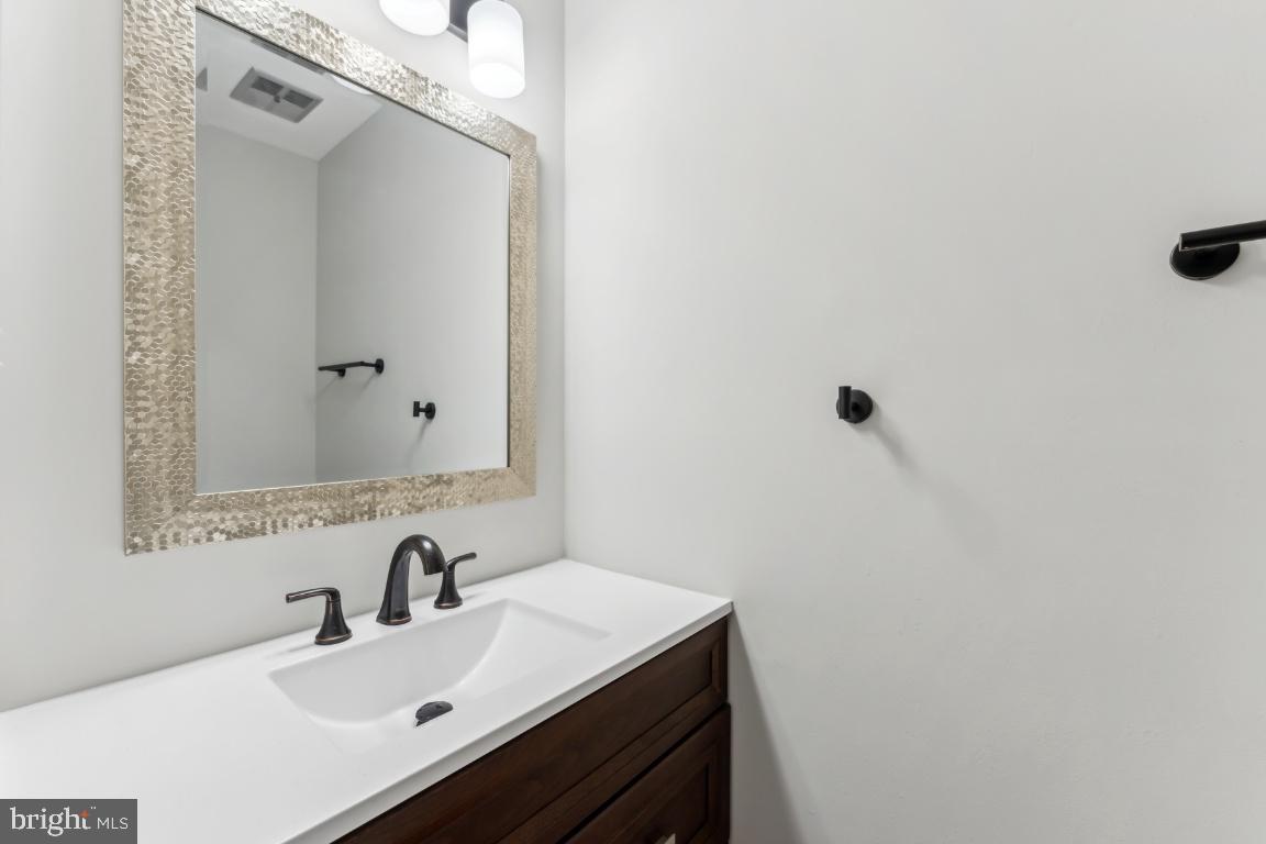 KINGSTREAM - Residential