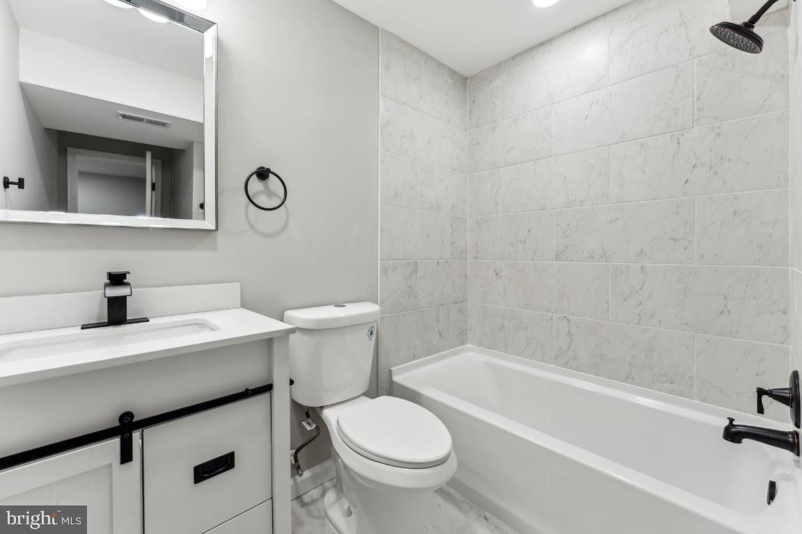 KINGSTREAM - Residential