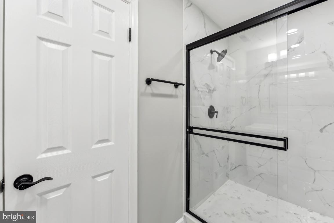 KINGSTREAM - Residential