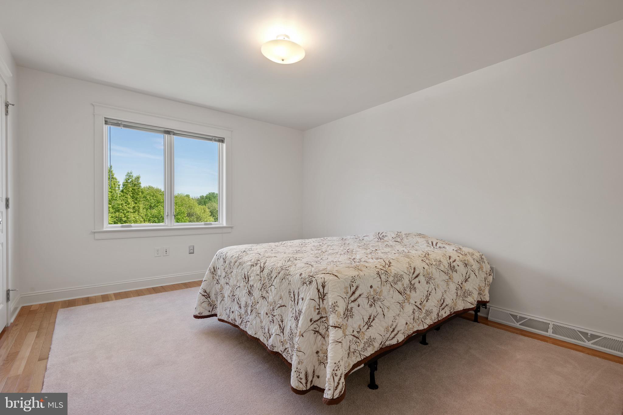 DOE RUN HILLS - Residential