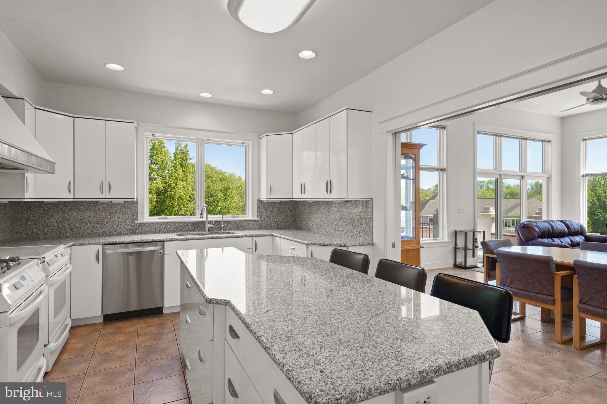 DOE RUN HILLS - Residential