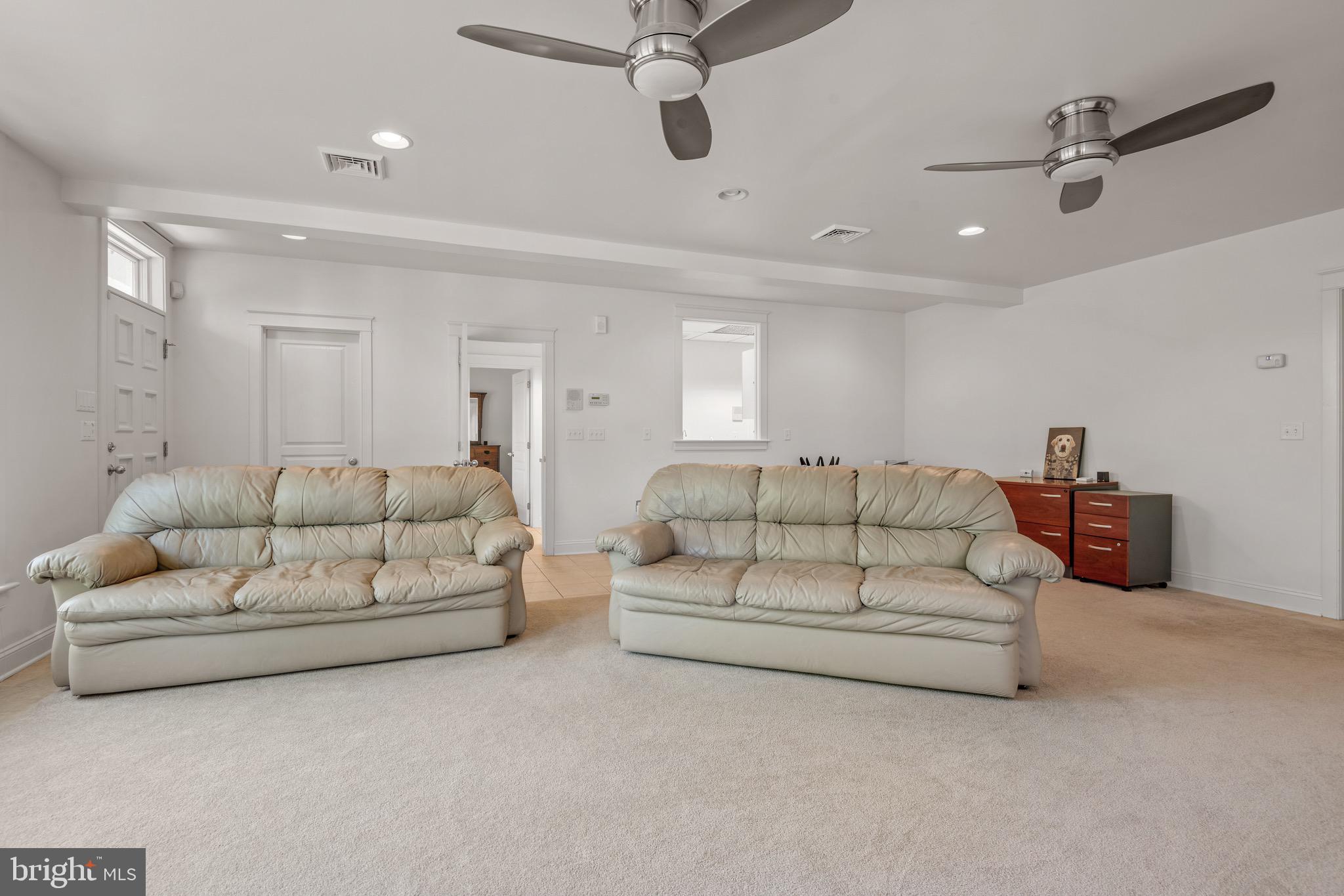 DOE RUN HILLS - Residential