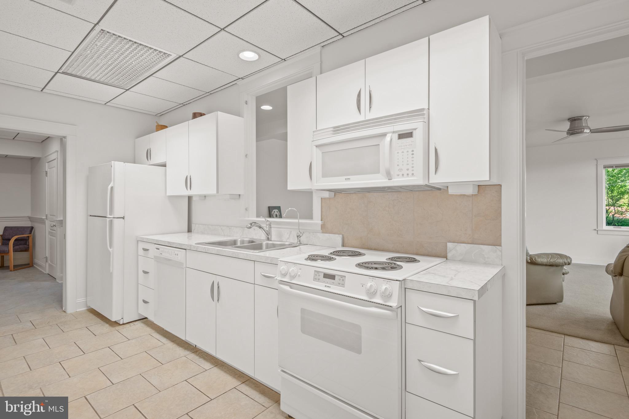 DOE RUN HILLS - Residential