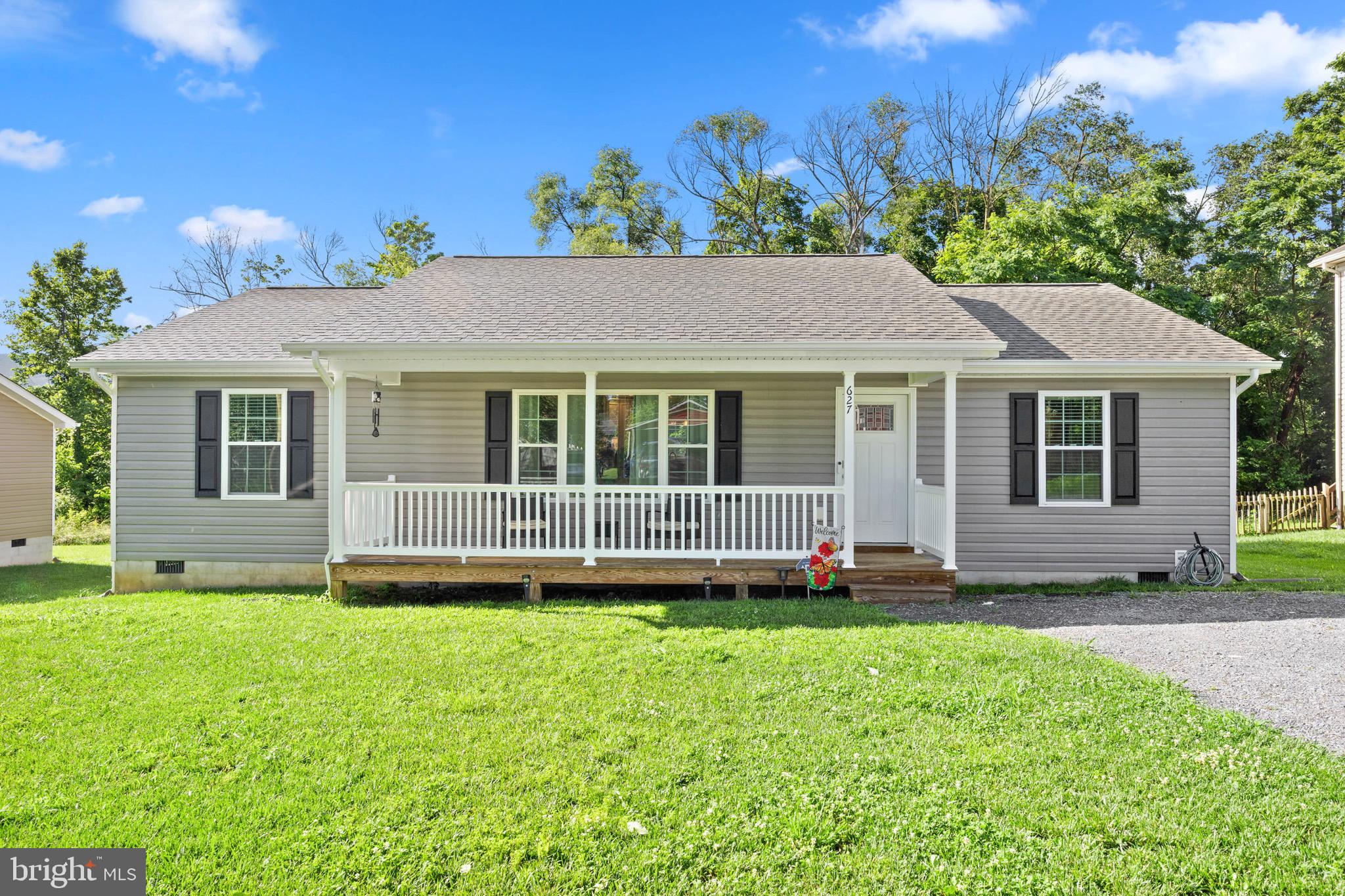 627 COVERSTONE LANE