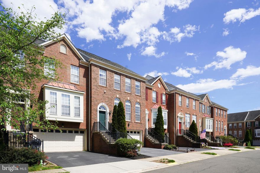 Bright & airy luxury 2 car garage townhouse, Fabulous Amherst model with  golf course views and trees and creek right behind this HUGE town home. 3level extension.  all hard wood floor through the levels. open floor,
Huge Kitchen, stainless steel appliances, The updated kitchen features elegant cabinets and opens to  sun-filled breakfast area with direct access to the  deck. 4 bedrooms/3.5 bathrooms. fully finished basement with office or 4th bedroom/full bath. Walk out to private beautiful yard. Over 2800 sq feet.
Must See.
Please remove shoes or use booties**. Thank you in advance for showing!