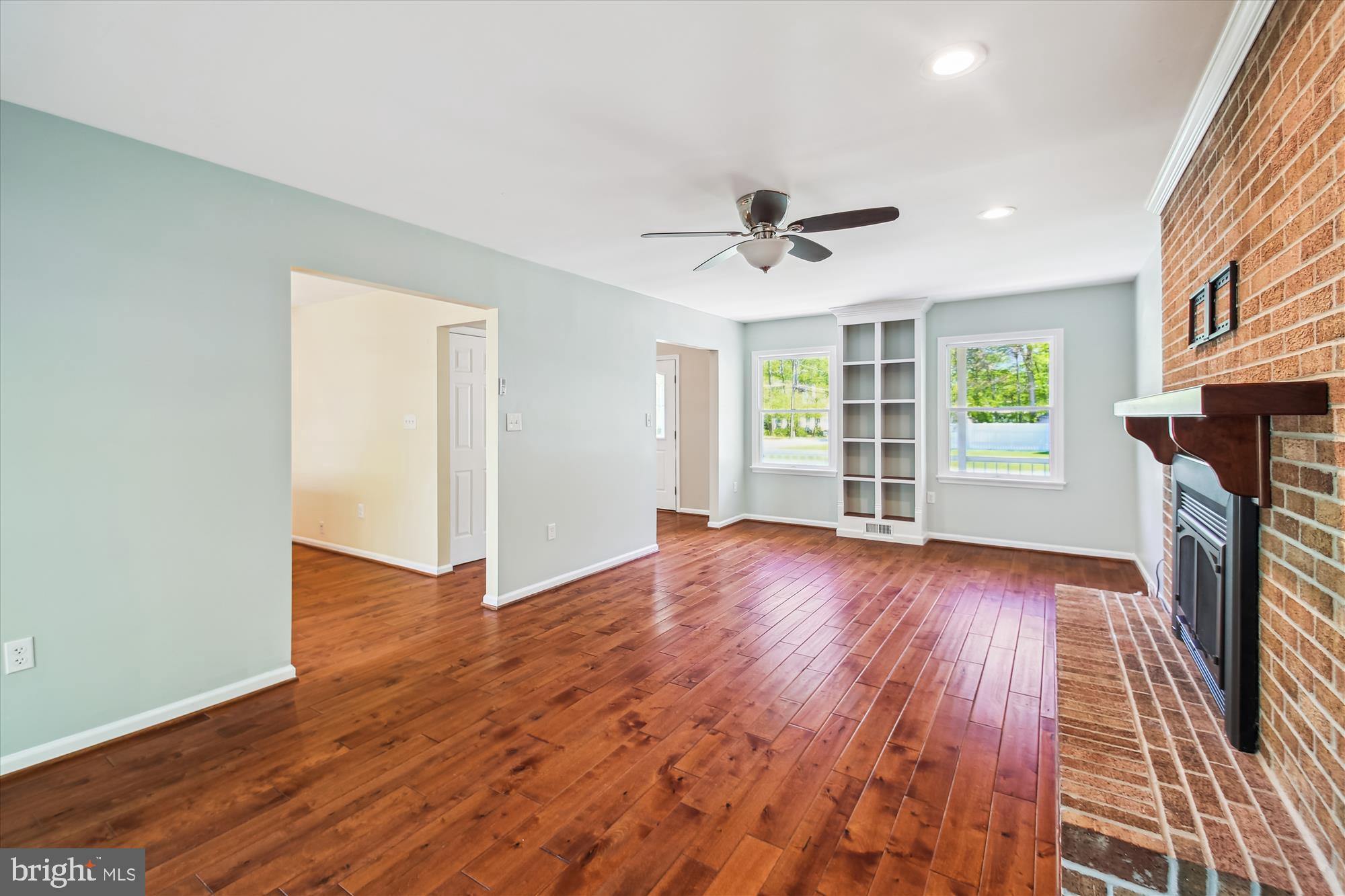 CEDARHURST ON THE BAY - Residential