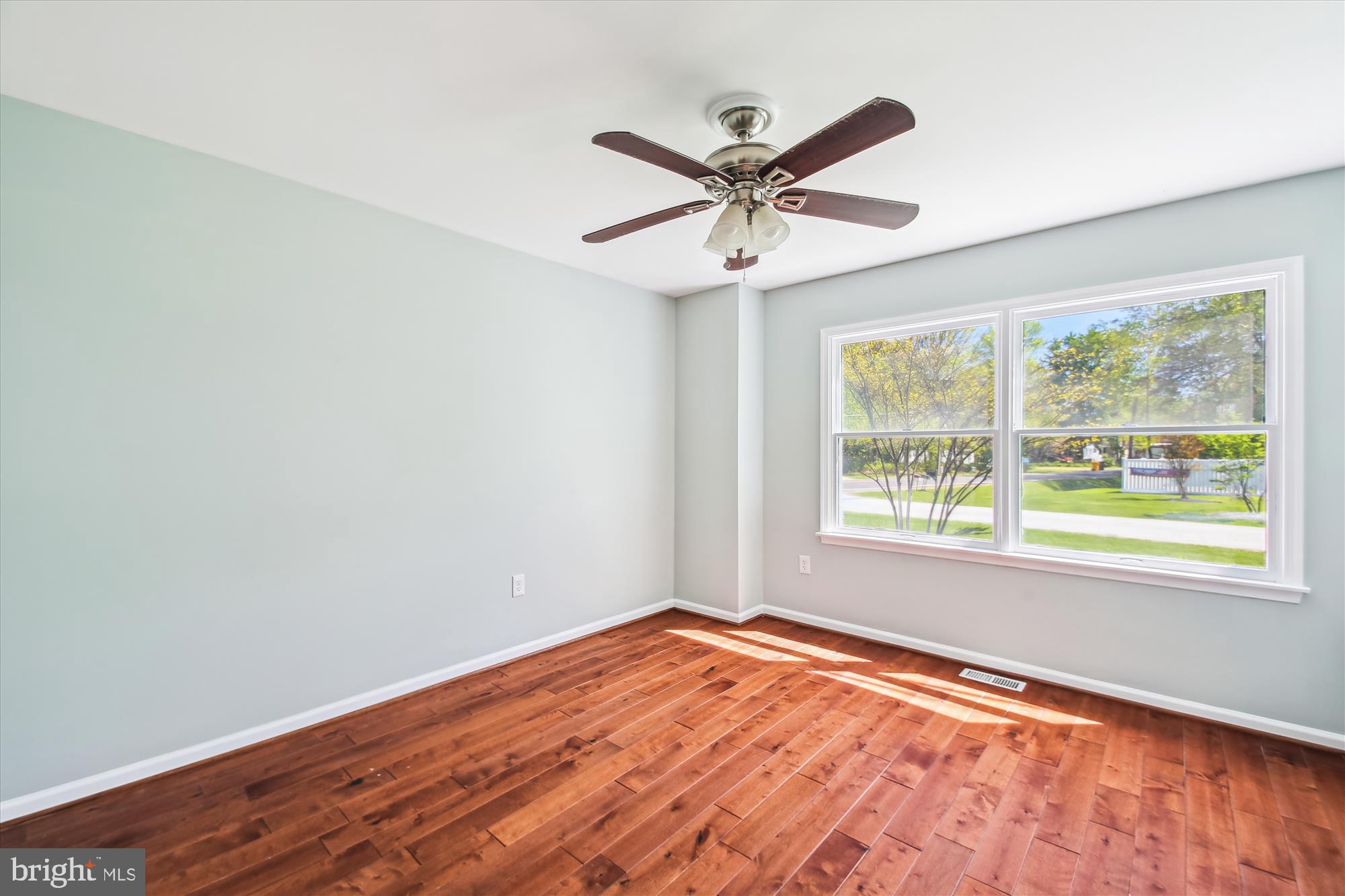 CEDARHURST ON THE BAY - Residential