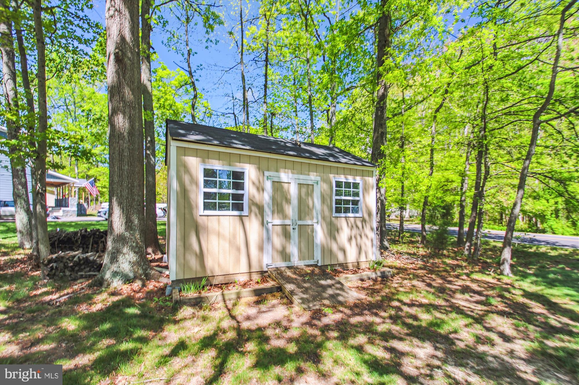 CEDARHURST ON THE BAY - Residential