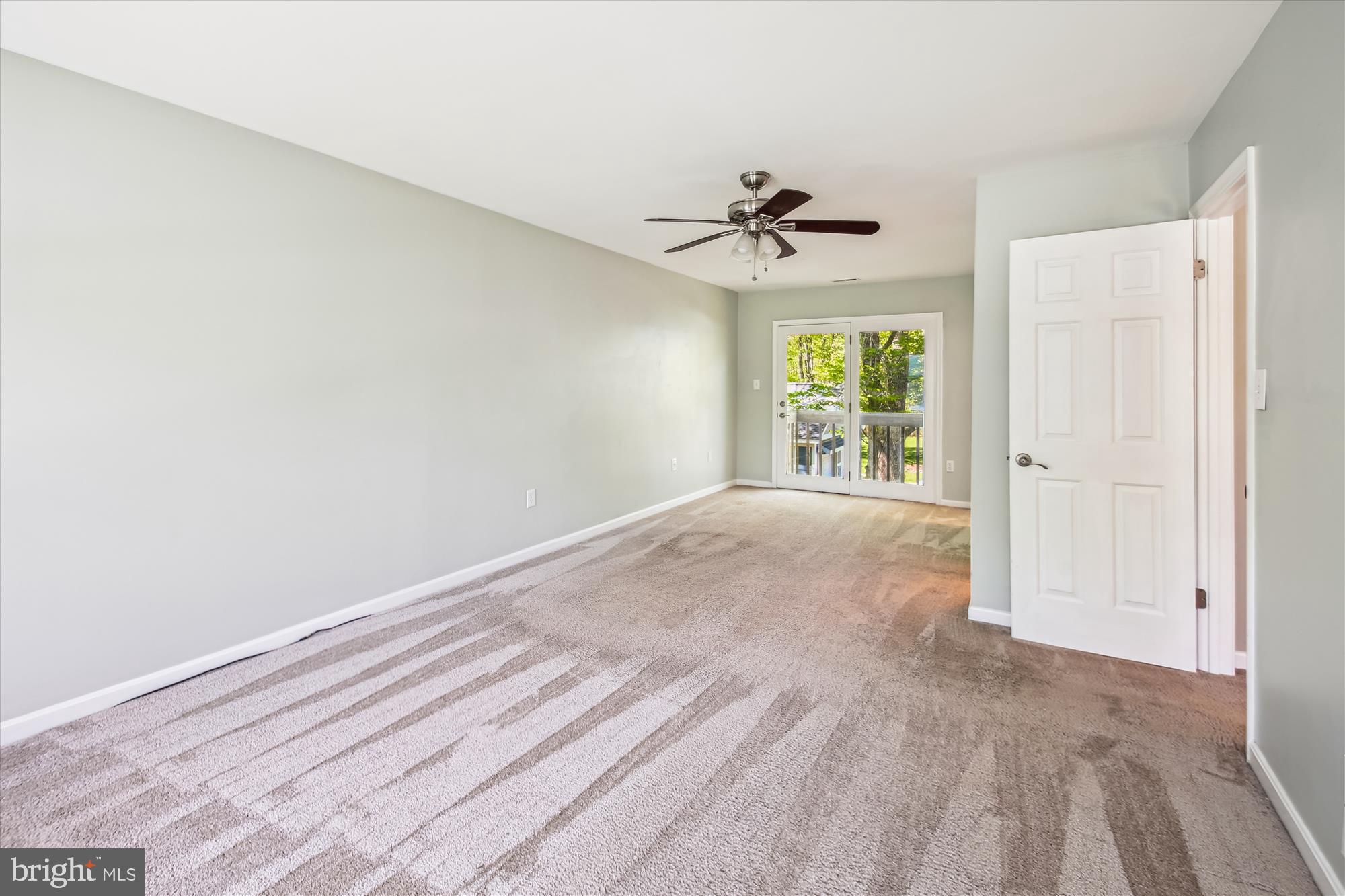 CEDARHURST ON THE BAY - Residential