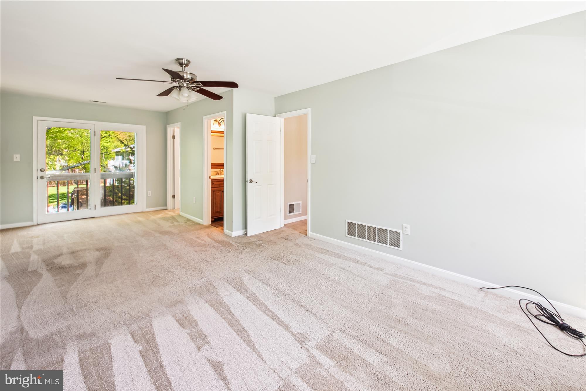 CEDARHURST ON THE BAY - Residential