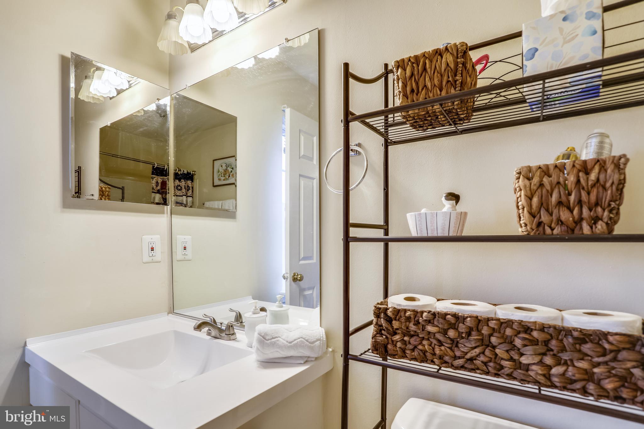 SYCAMORE HILL - Residential